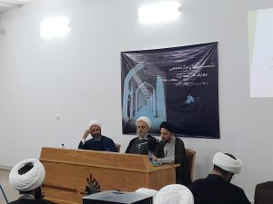 نشست صمیمی مسئولان مرکز تخصصی معارف اهل بیت علیهم السلام با طلاب و دانش پژوهان گرامی برگزار گردید.