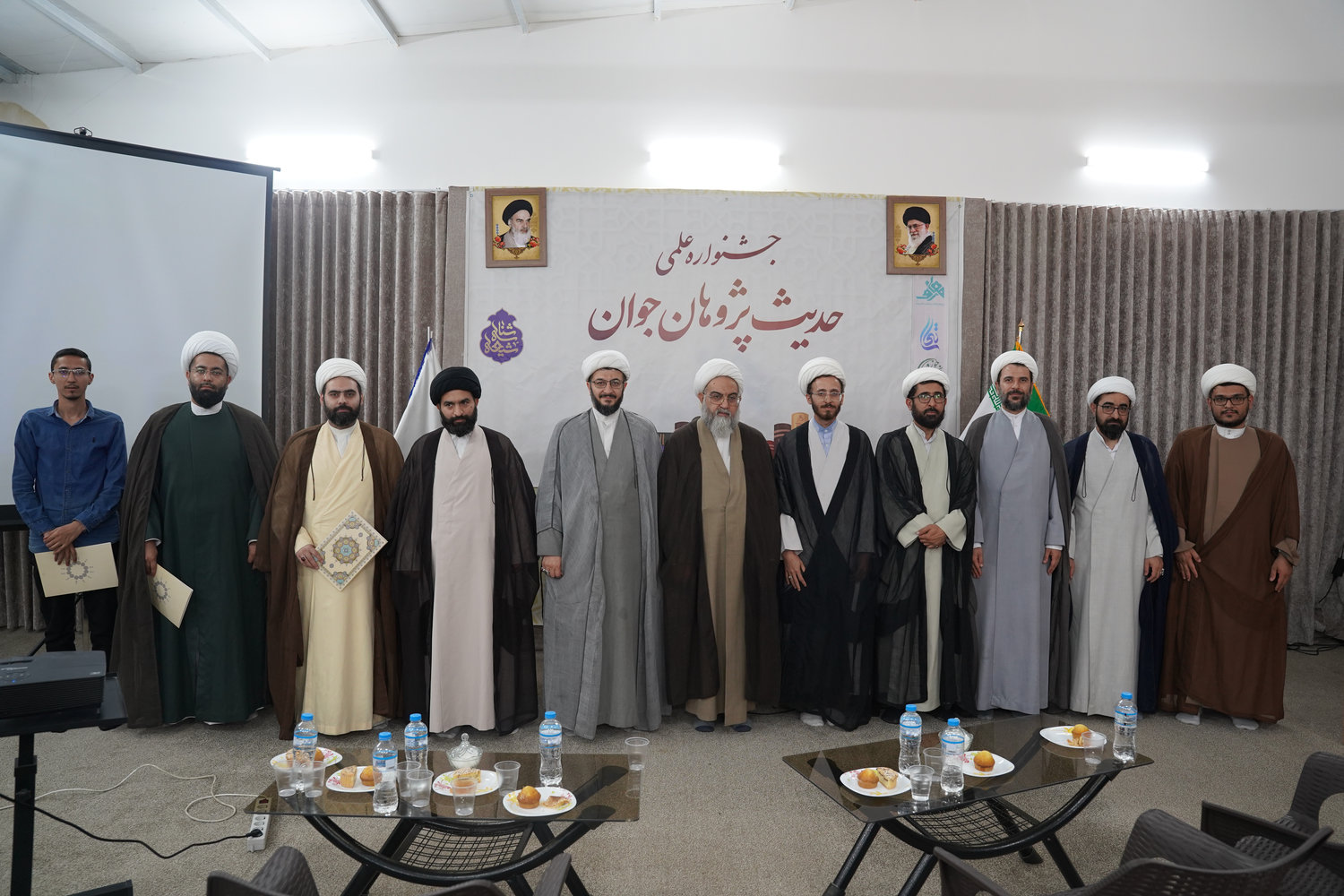 گزارش تصویری اختتامیه دومین دوره جشنواره علمی حدیث پژوهان جوان